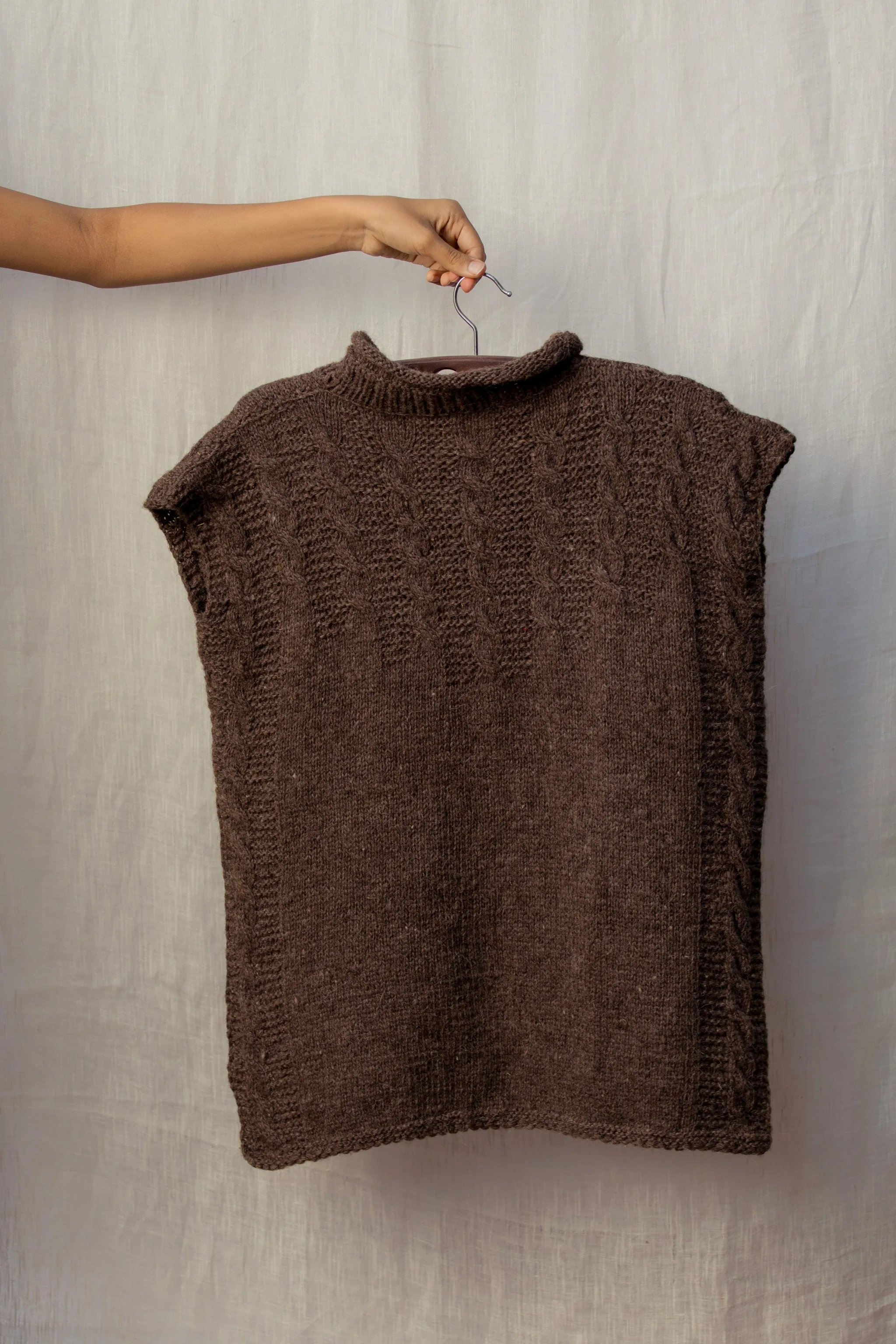 Kullvi Whims Banki Collection Grey Long Cable Vest